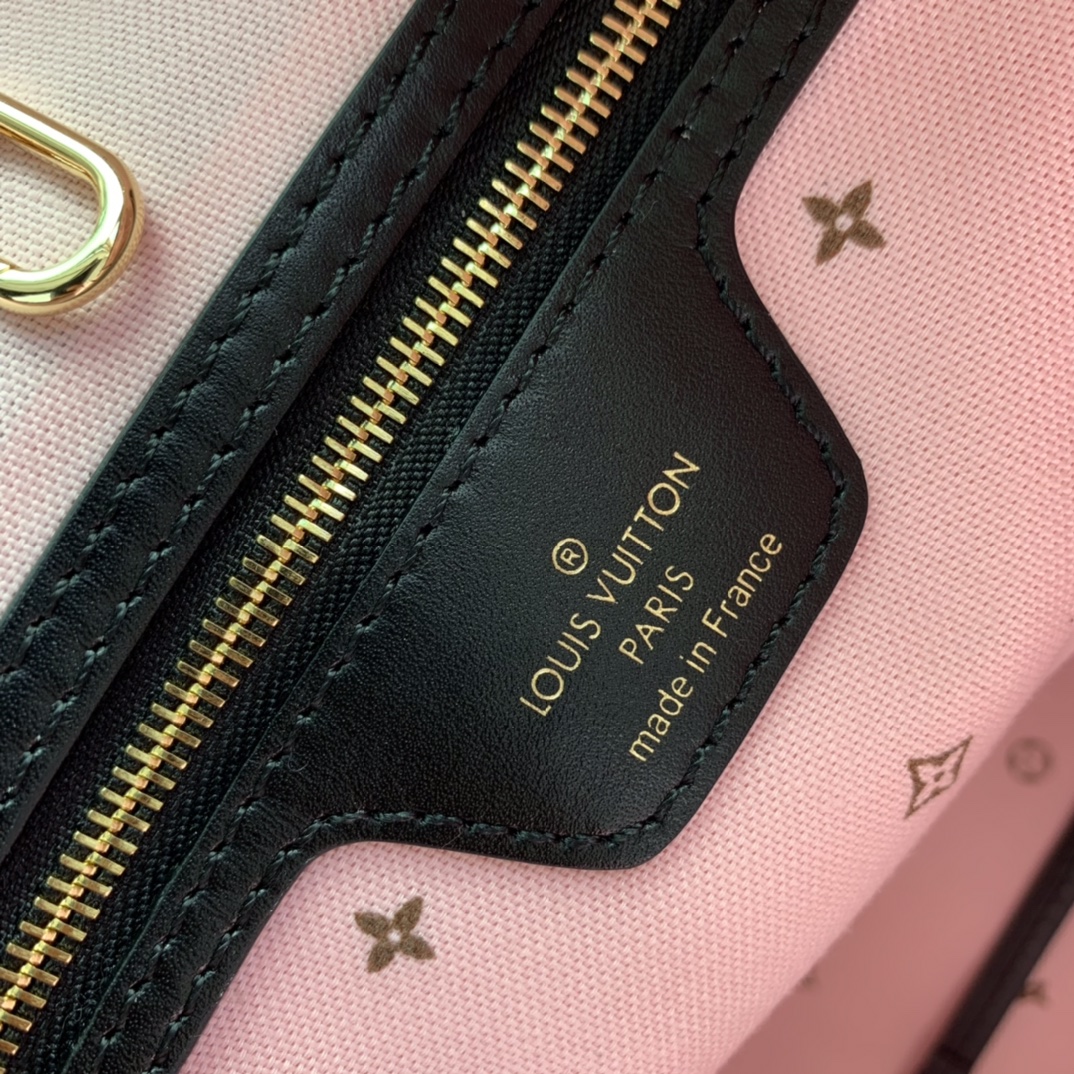 l0*is V*t0n neverfull m46102-32*29*17cm