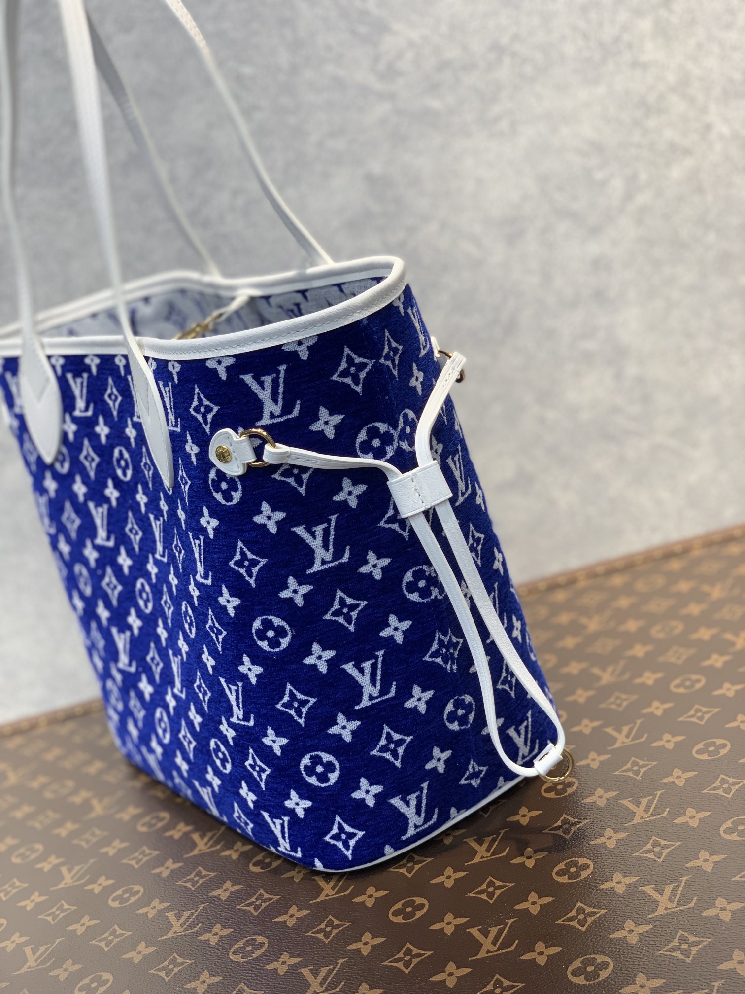 l0*is V*t0n neverfull m46102-32*29*17cm