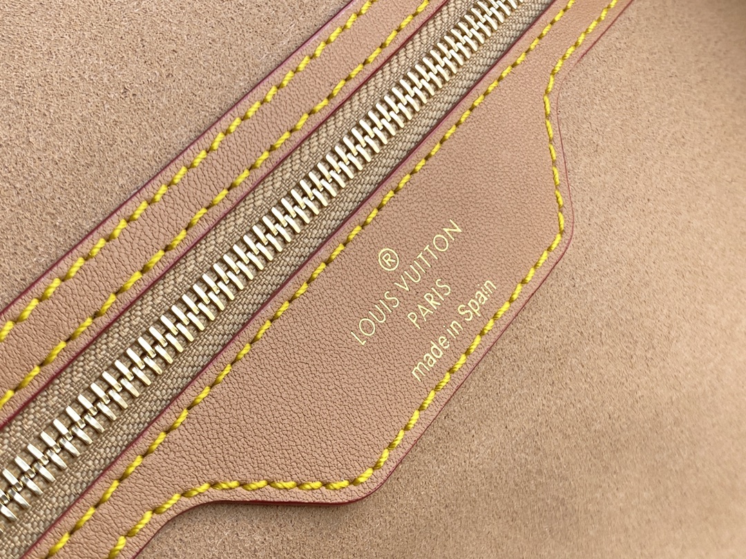 l0*is V*t0n neverfull mm-32*29*17cm