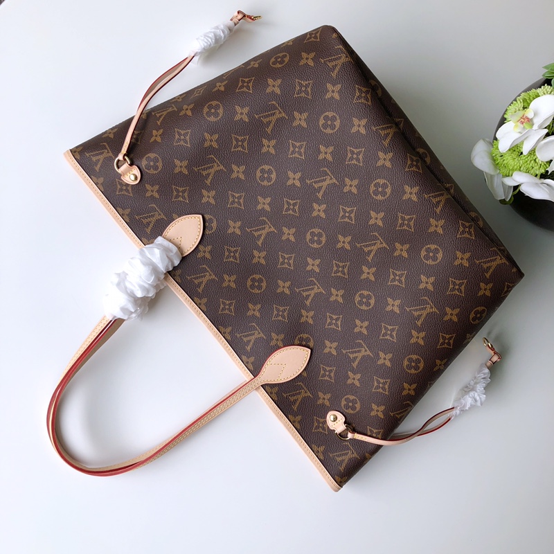 l0*is V*t0n neverfull mm (pink inside) -32*29*17cm