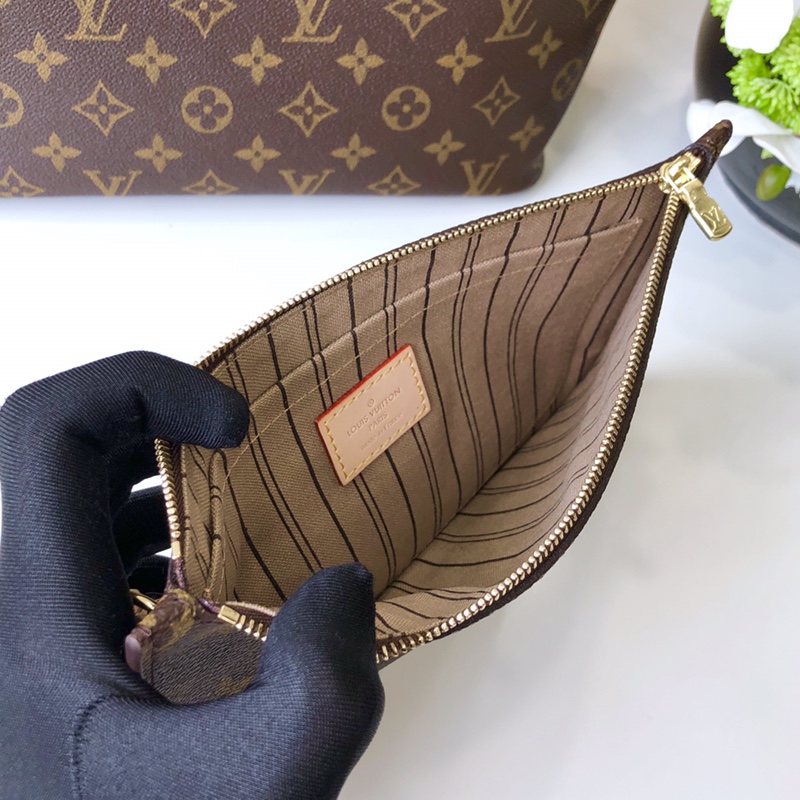 l0*is V*t0n neverfull mm (brown inside) -32*29*17cm