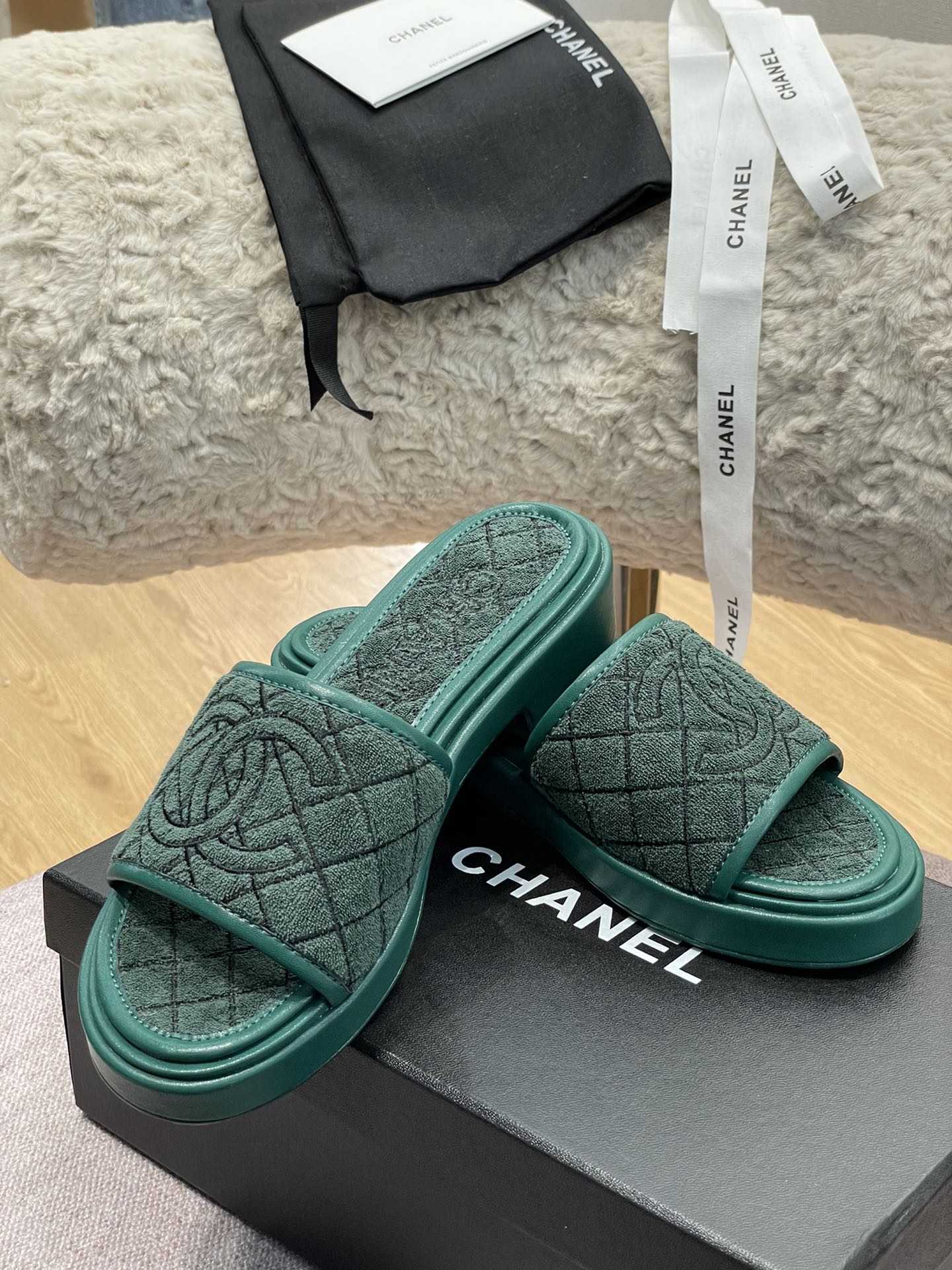 Ch@nel 2022ss Slides
