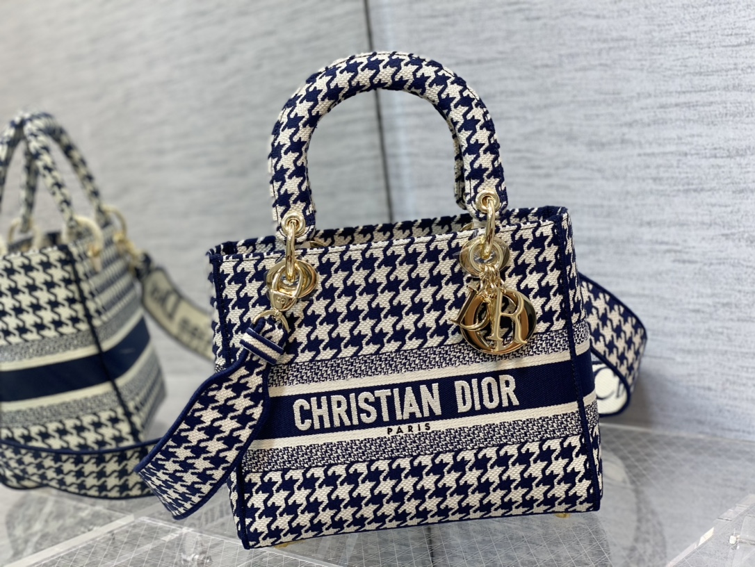 lady D*or handle bag-24cm