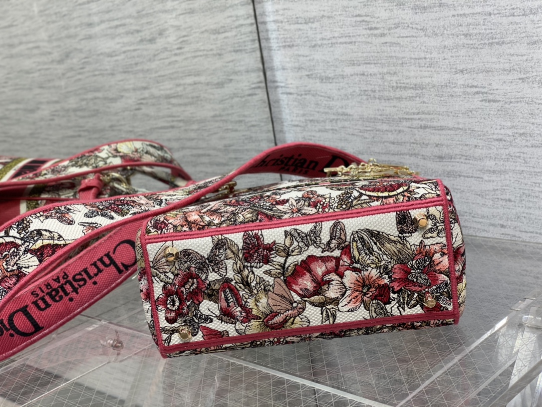 lady D*or handle bag-24cm