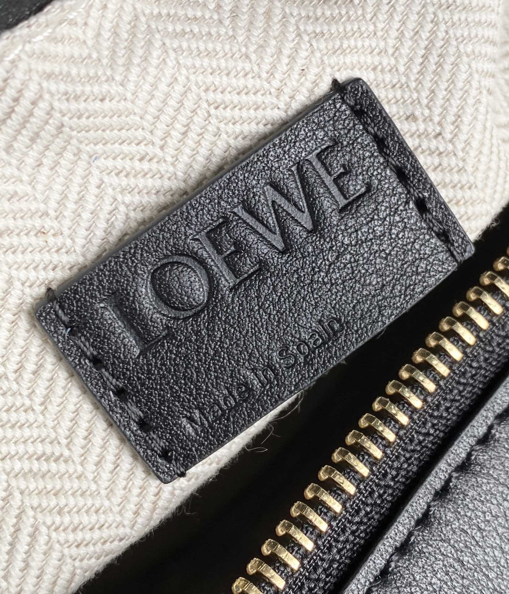 L0ew* puzzle medium bag-29*18*12cm