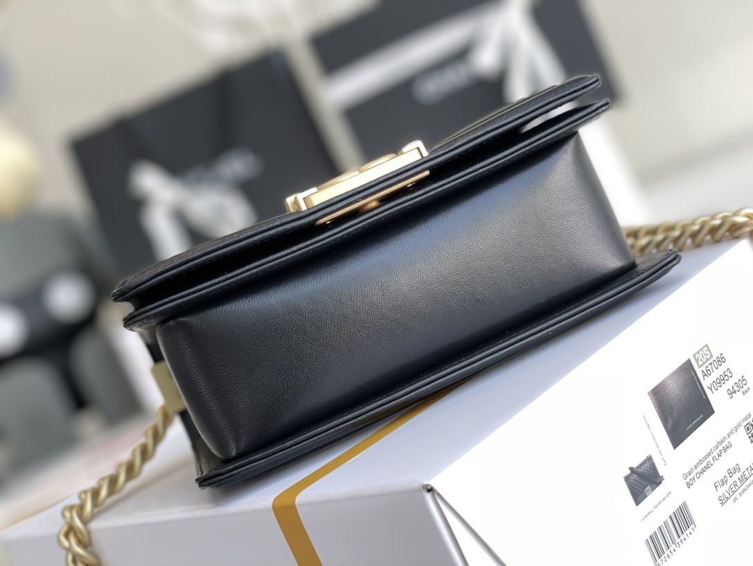 Ch@nel Boy Bag-Lambskin-20CM