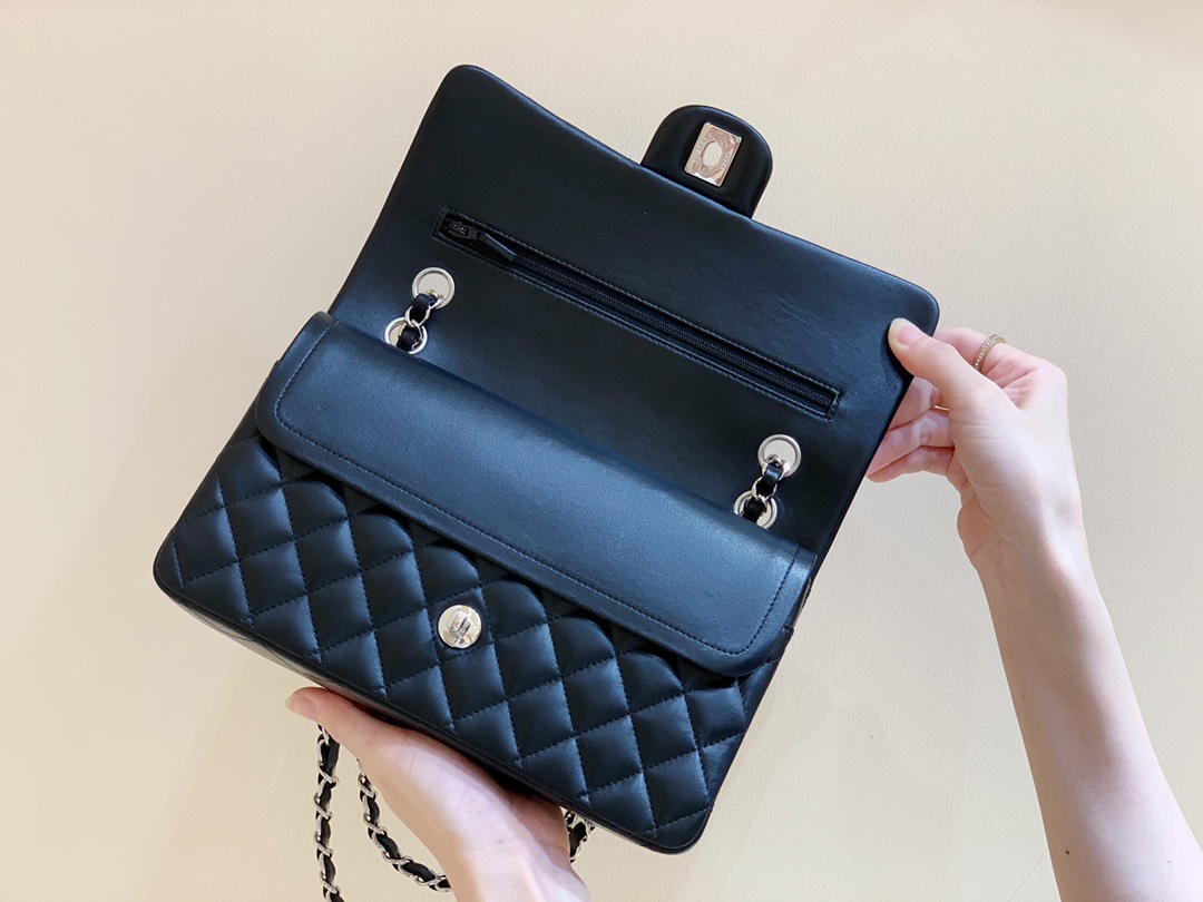 Ch@nel Flap Bag-Lambskin Leather-Silver Hardware-25CM