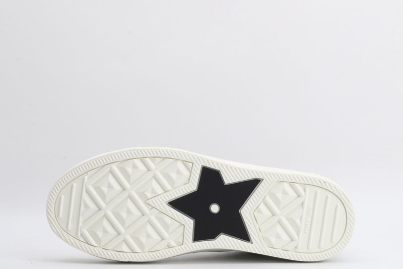 D*or high-top sneakers