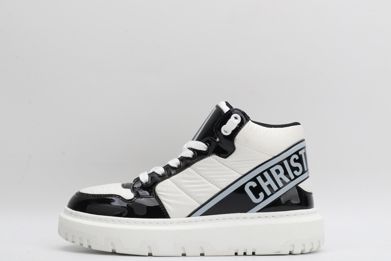 D*or high-top sneakers