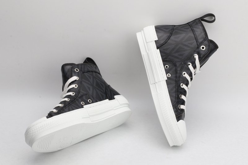 D*or high-top sneakers
