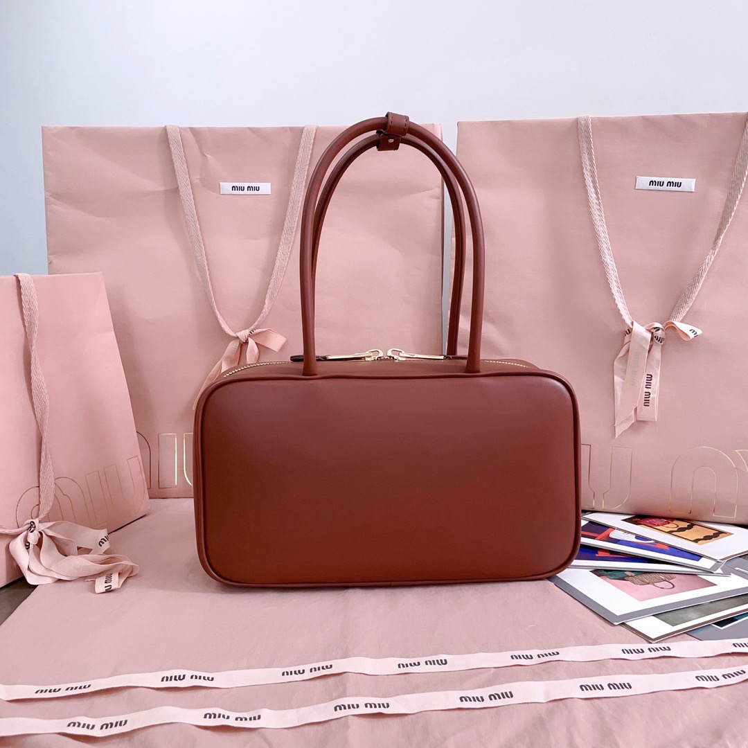 M1um1u leather top handbag-29x17x9cm