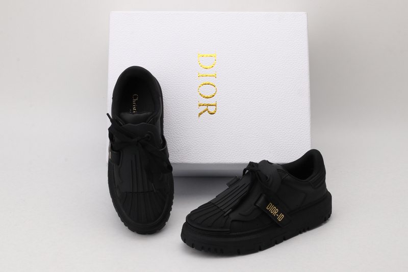 D*or sports sneakers