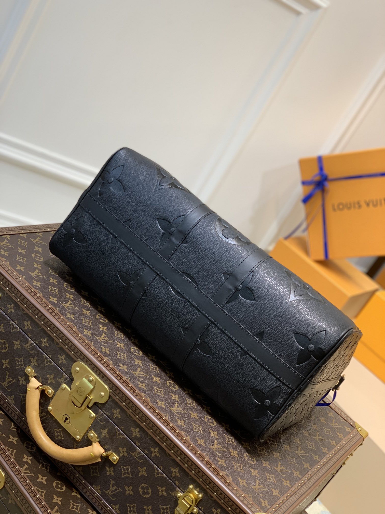 l0*is V*t0n keepall bandouliÈre 45-45 x 27 x 20cm