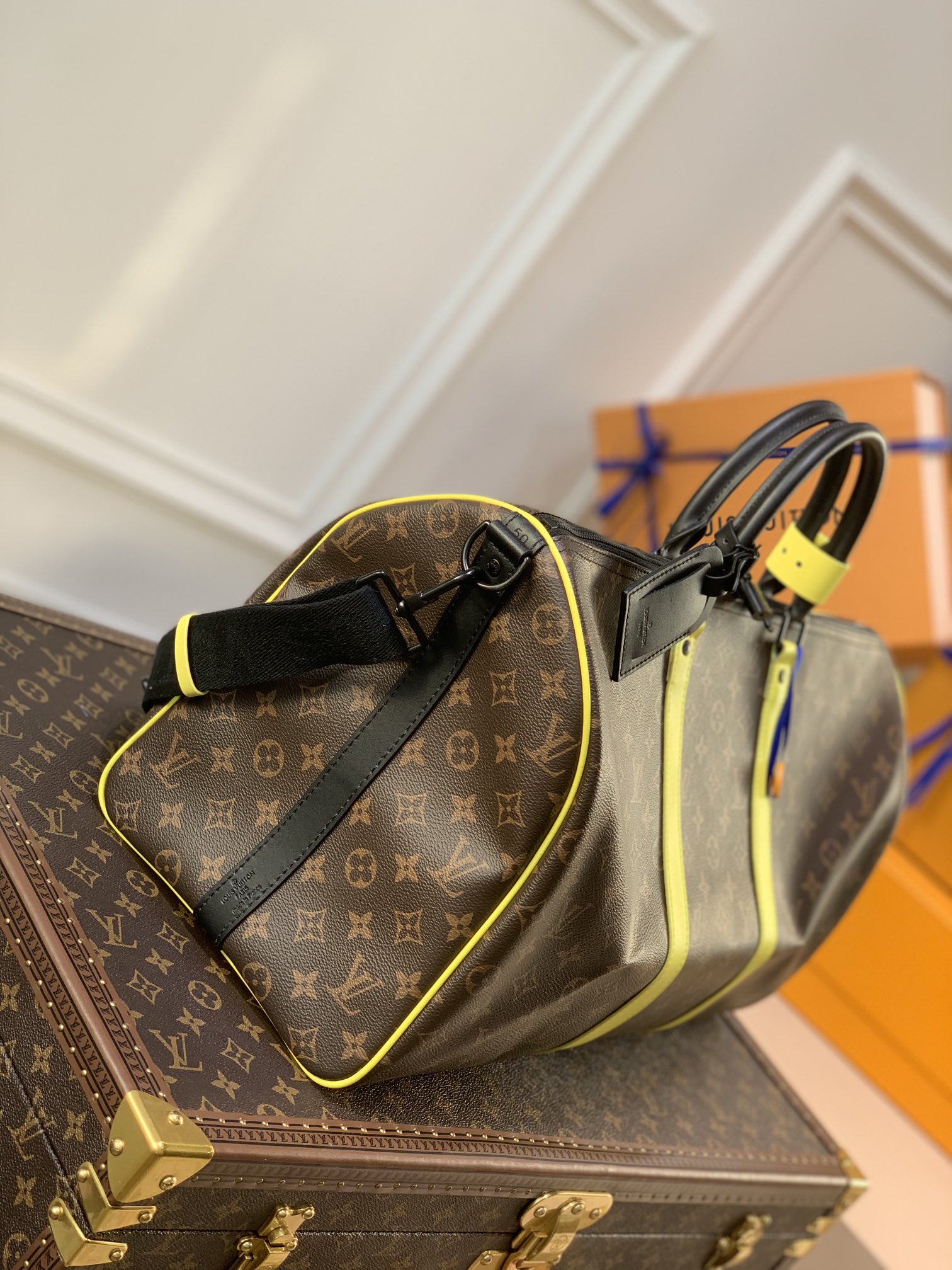 l0*is V*t0n keepall 50