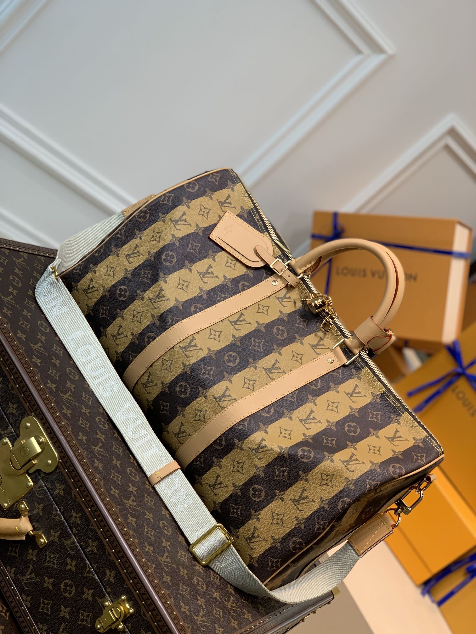l0*is V*t0n keepall 50
