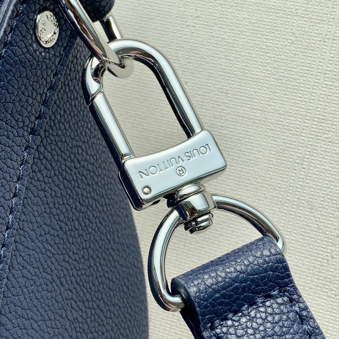 l0*is V*t0n keepall bandouliÈre 40-42*26 20cm