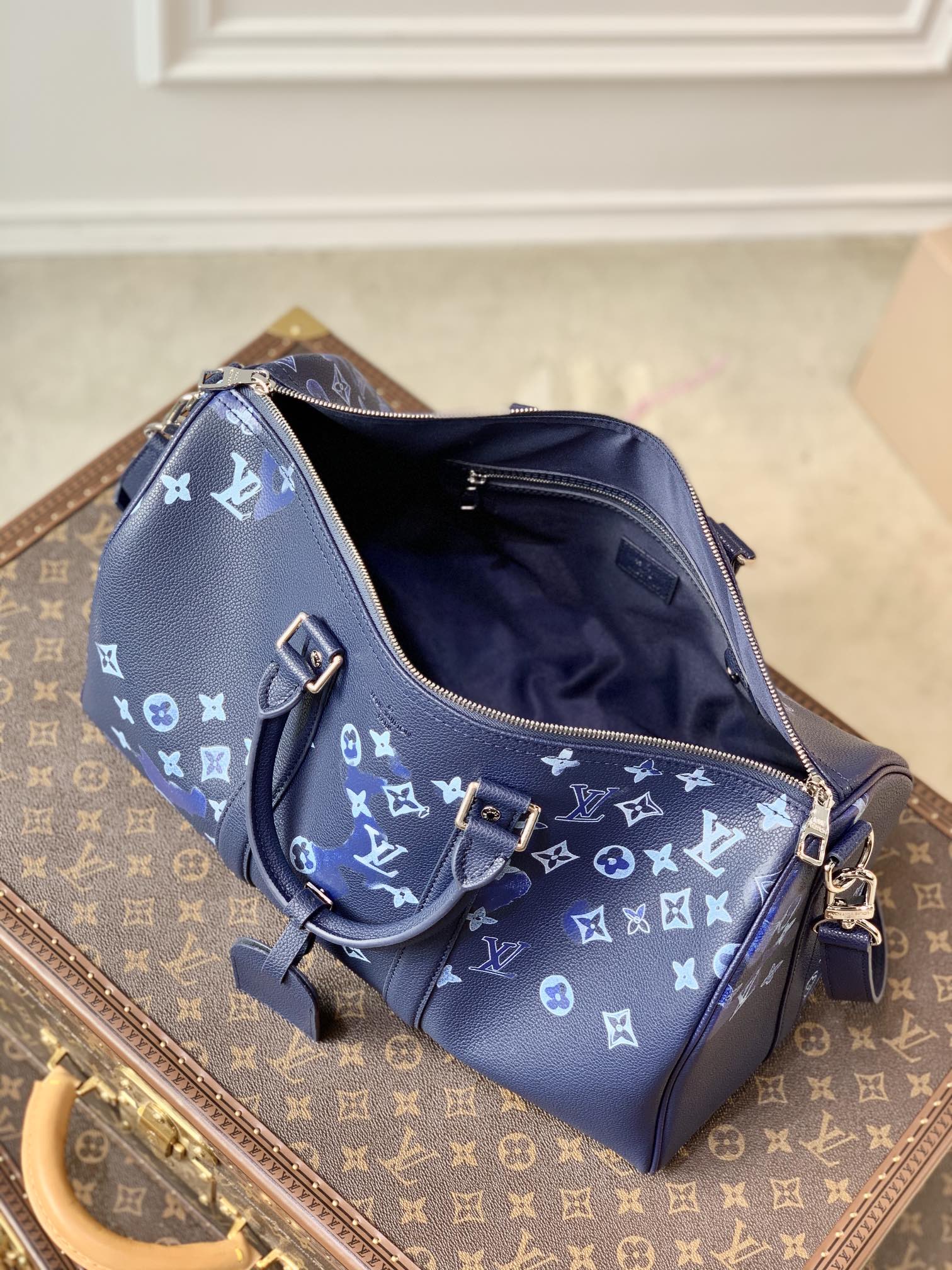 l0*is V*t0n keepall bandouliÈre 40-42*26 20cm