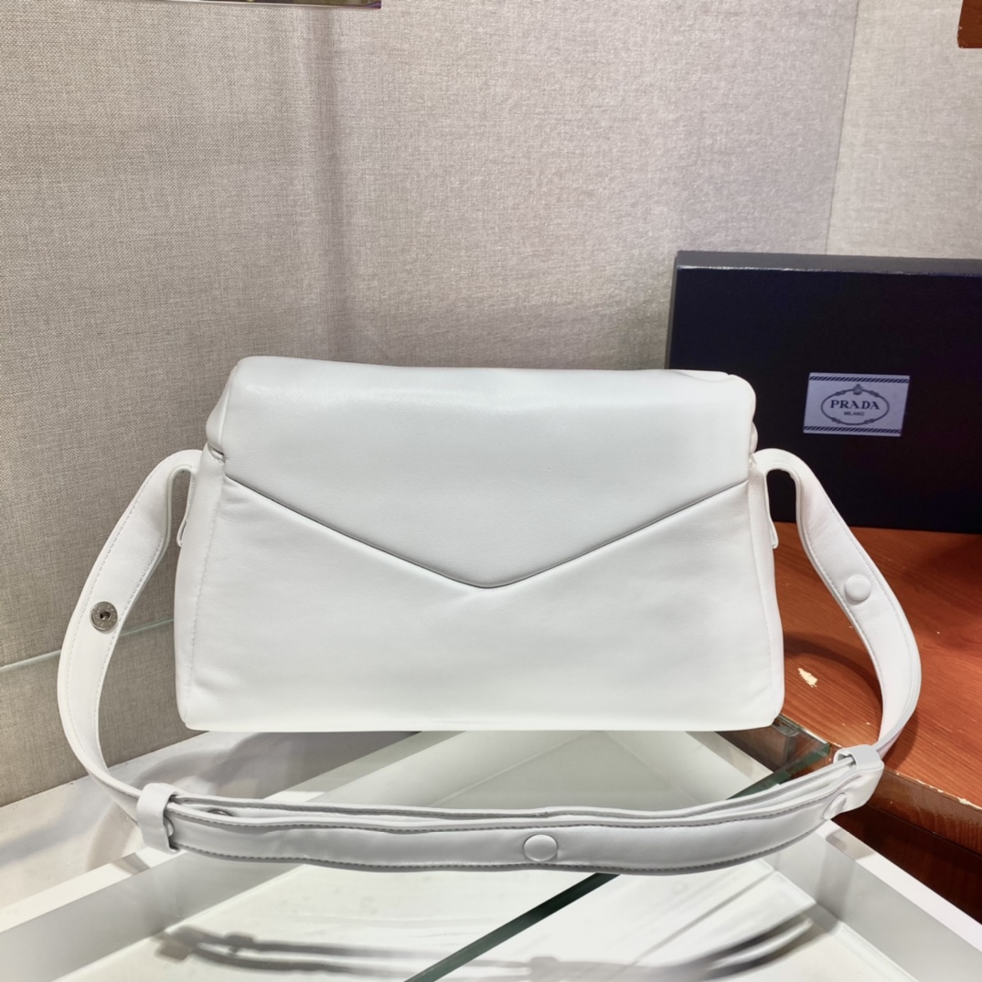 Pra*a lambskin shoulder bag-1bc165-32*21*12cm