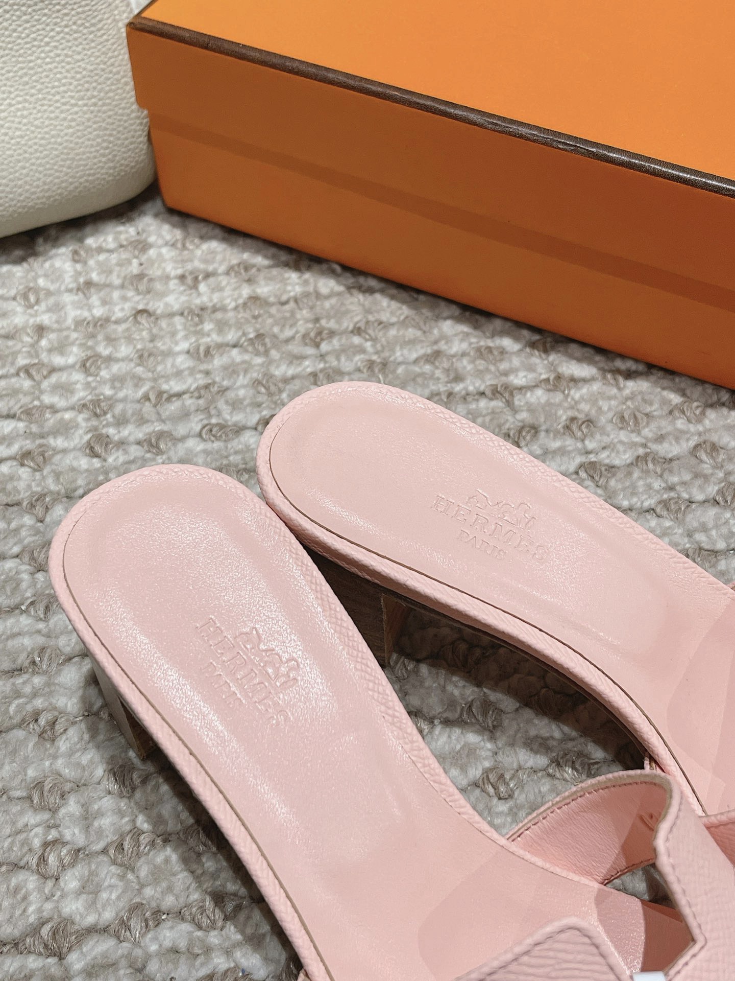H**me5 H**me5 classic slippers