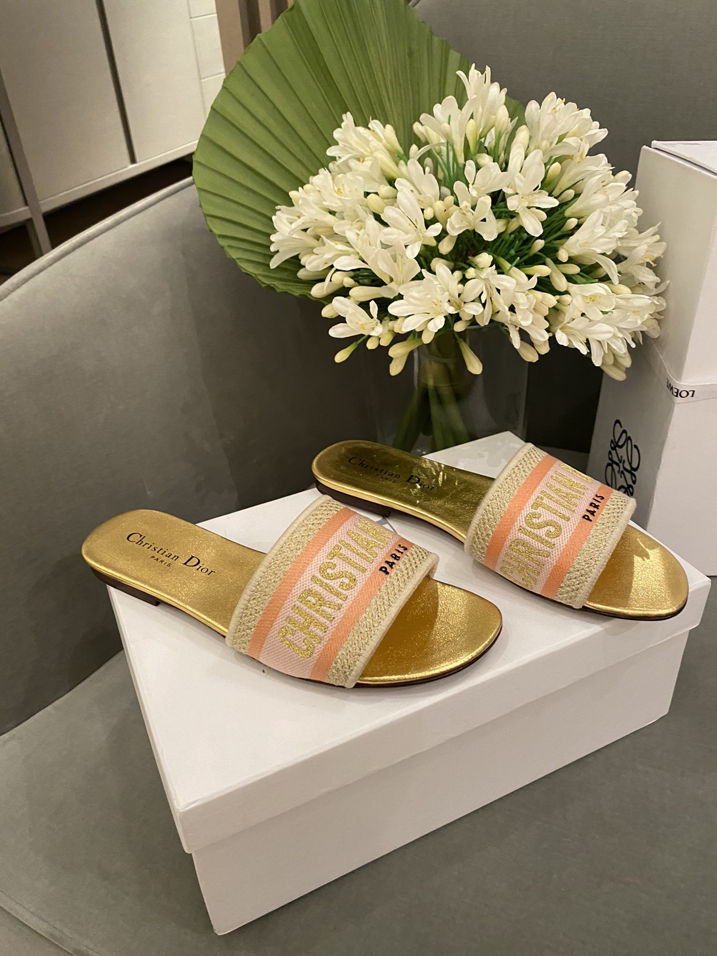 D*or slippers