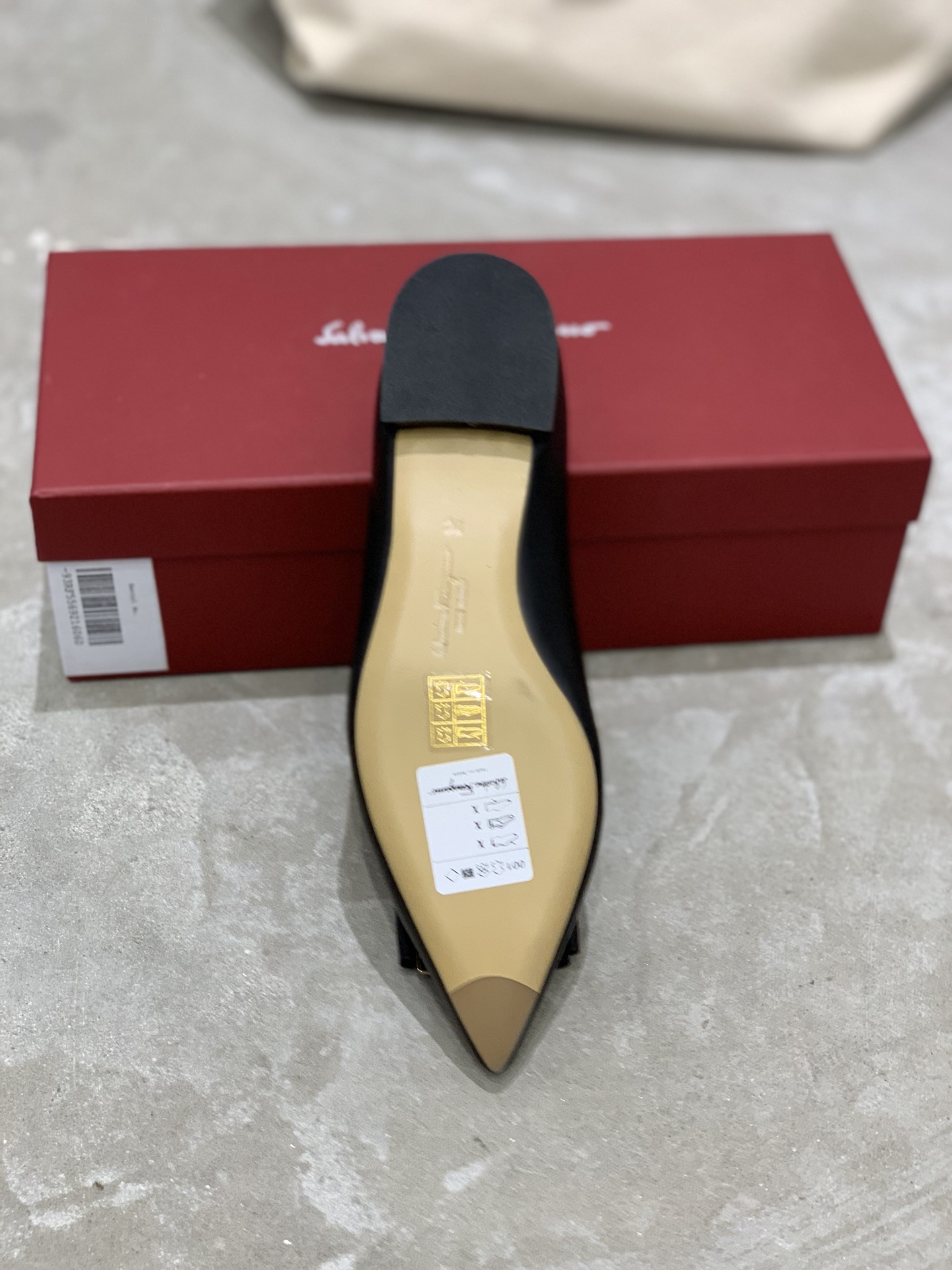 Salvatore Ferragamo-1CM