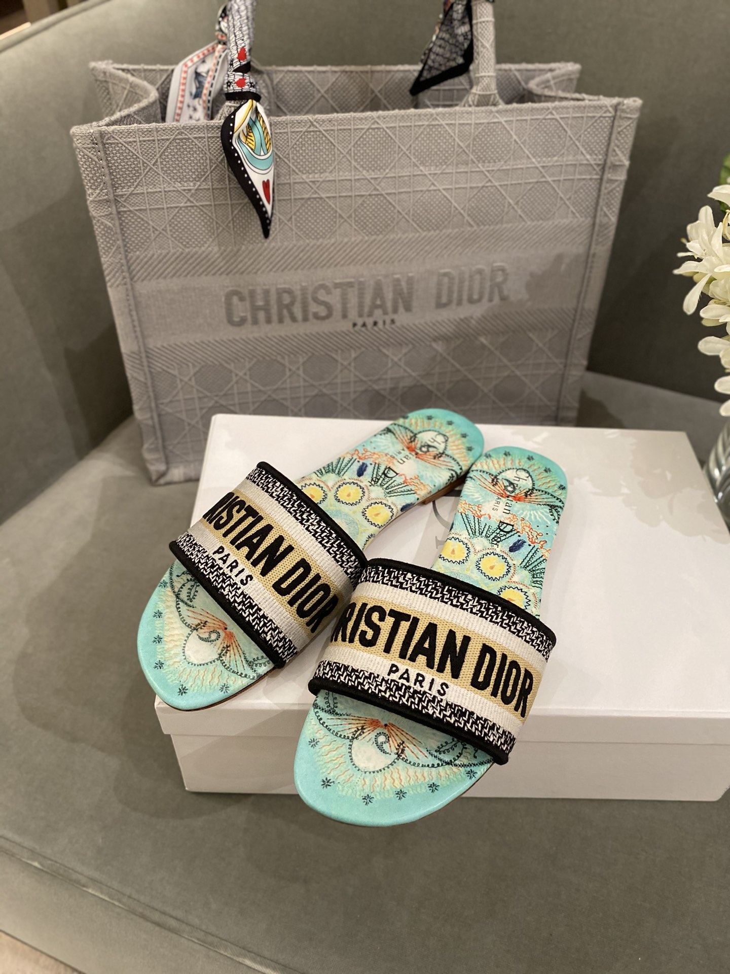 D*or slippers