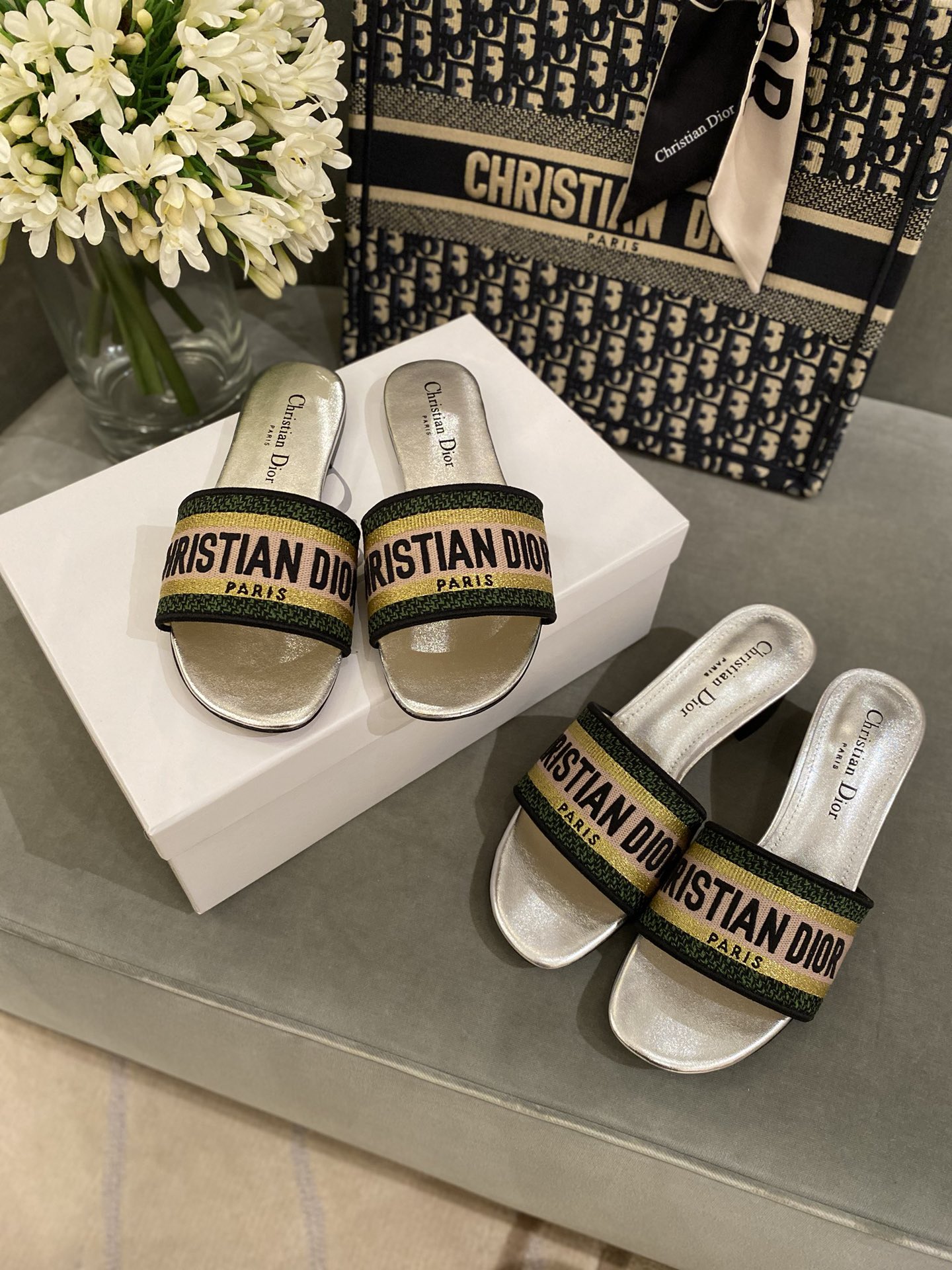 D*or slippers