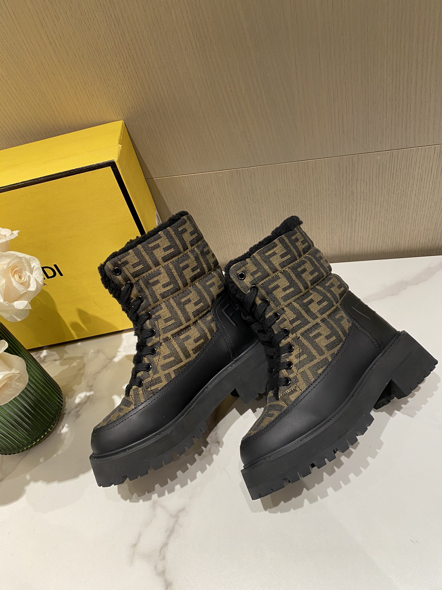F**di boots