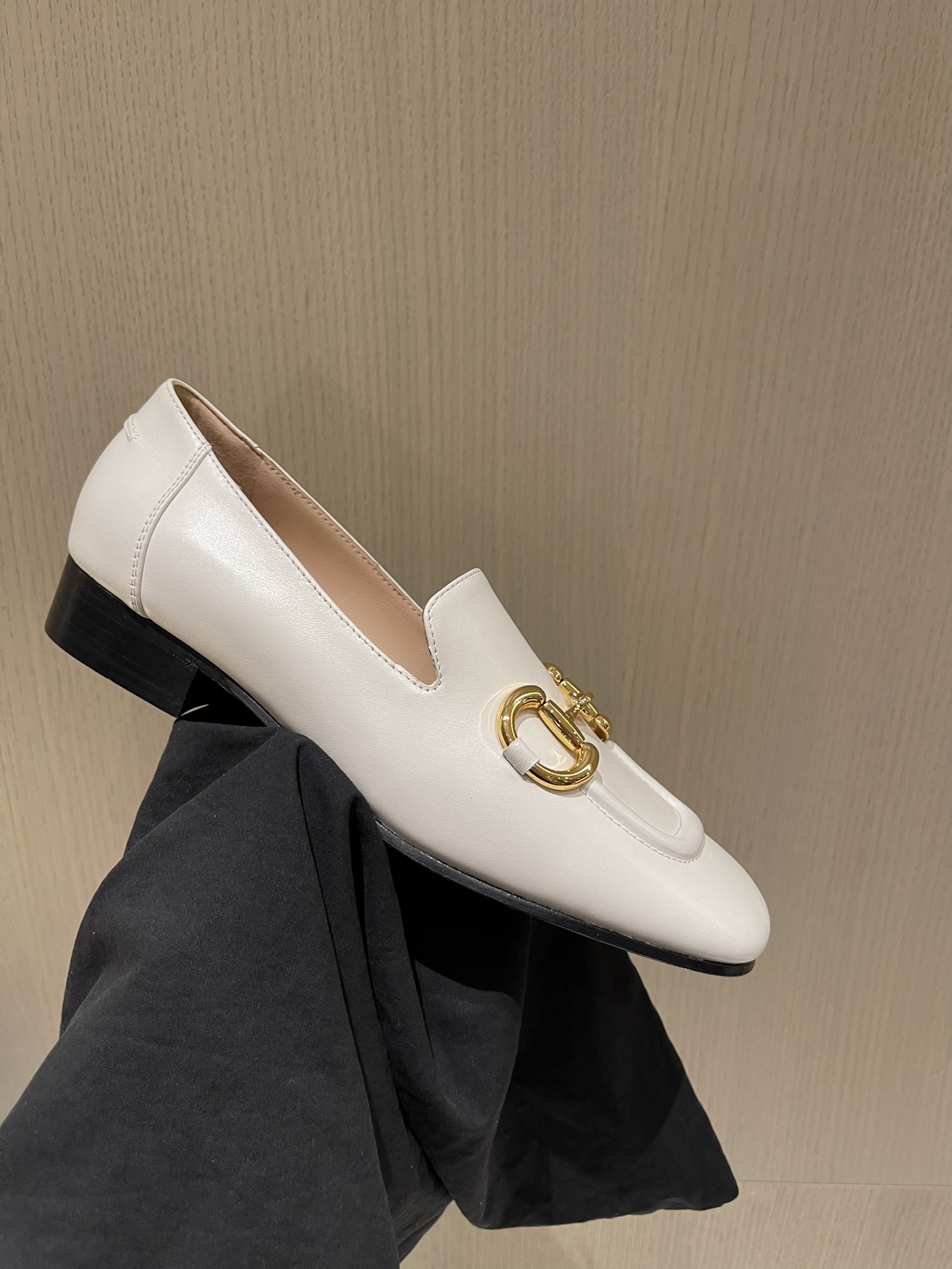 G*u*i loafers