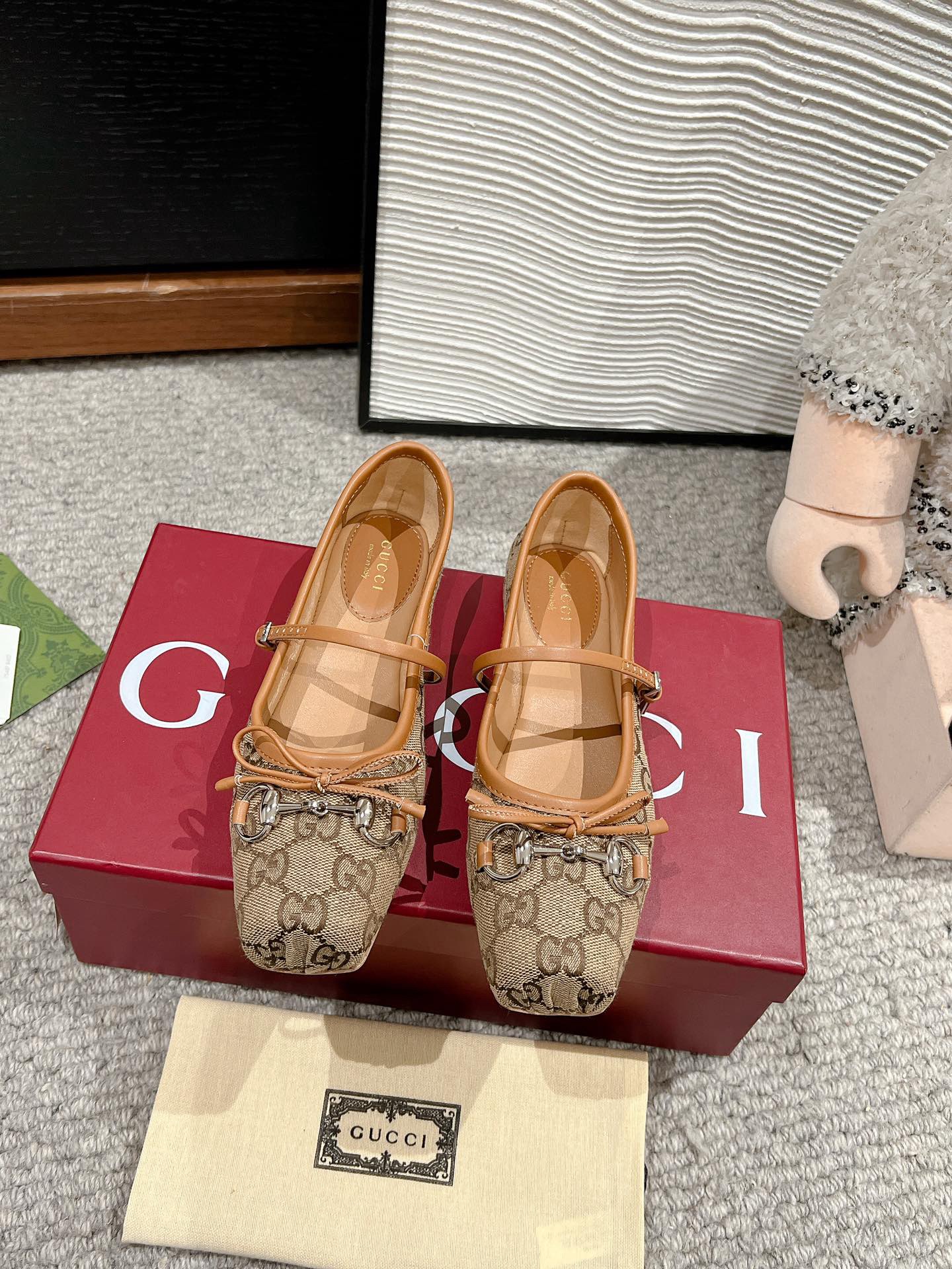 Gvc*1 loafers