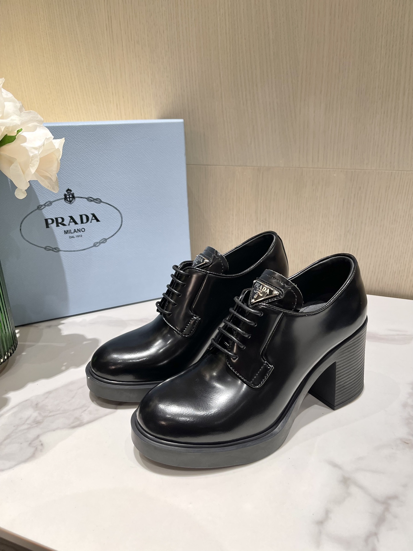 Pra*a loafers 2022ss