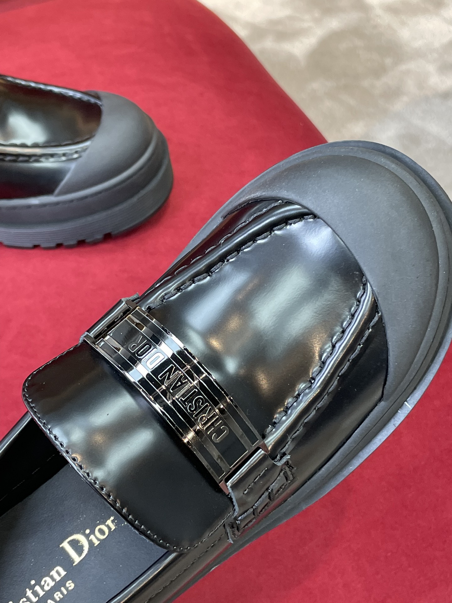 Pra*a loafers 2022ss
