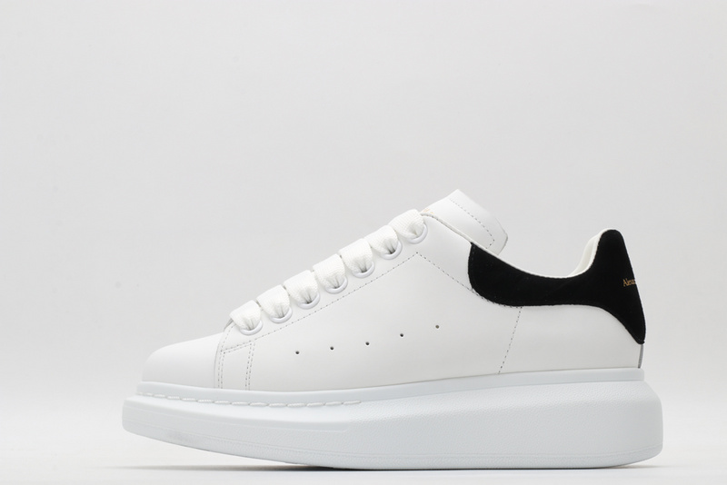 A1exa*der m*q*en sports shoes