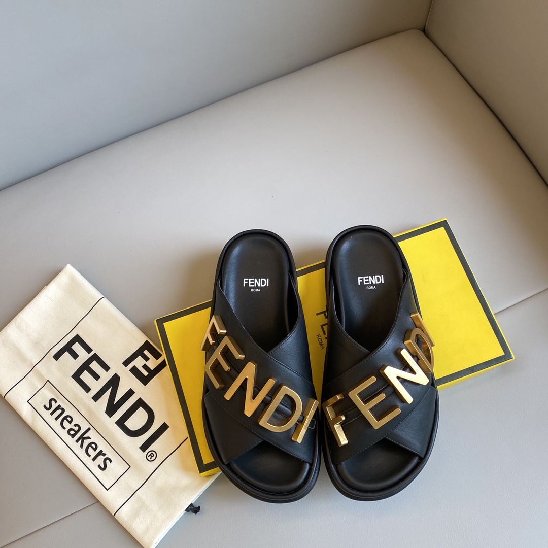 F**digraphy sandals(eu35-41)