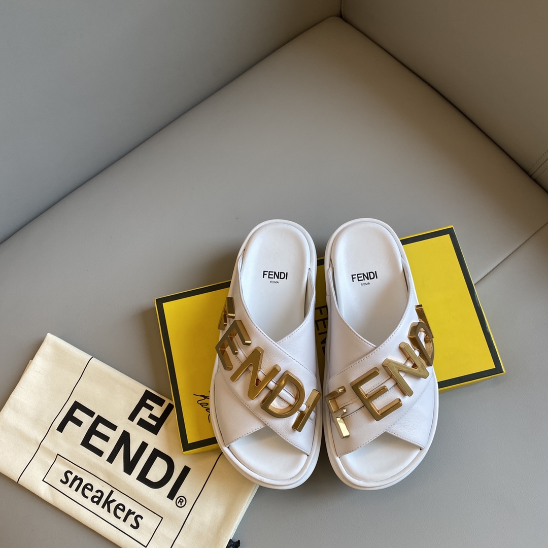 F**digraphy sandals(eu35-41)