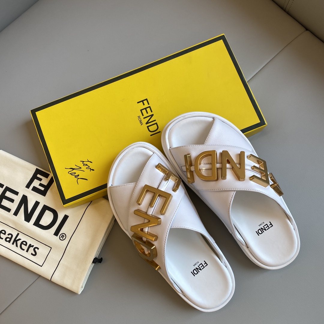 F**digraphy sandals(eu35-41)