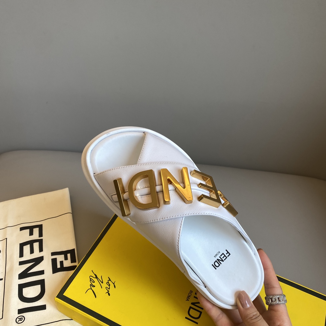F**digraphy sandals(eu35-41)