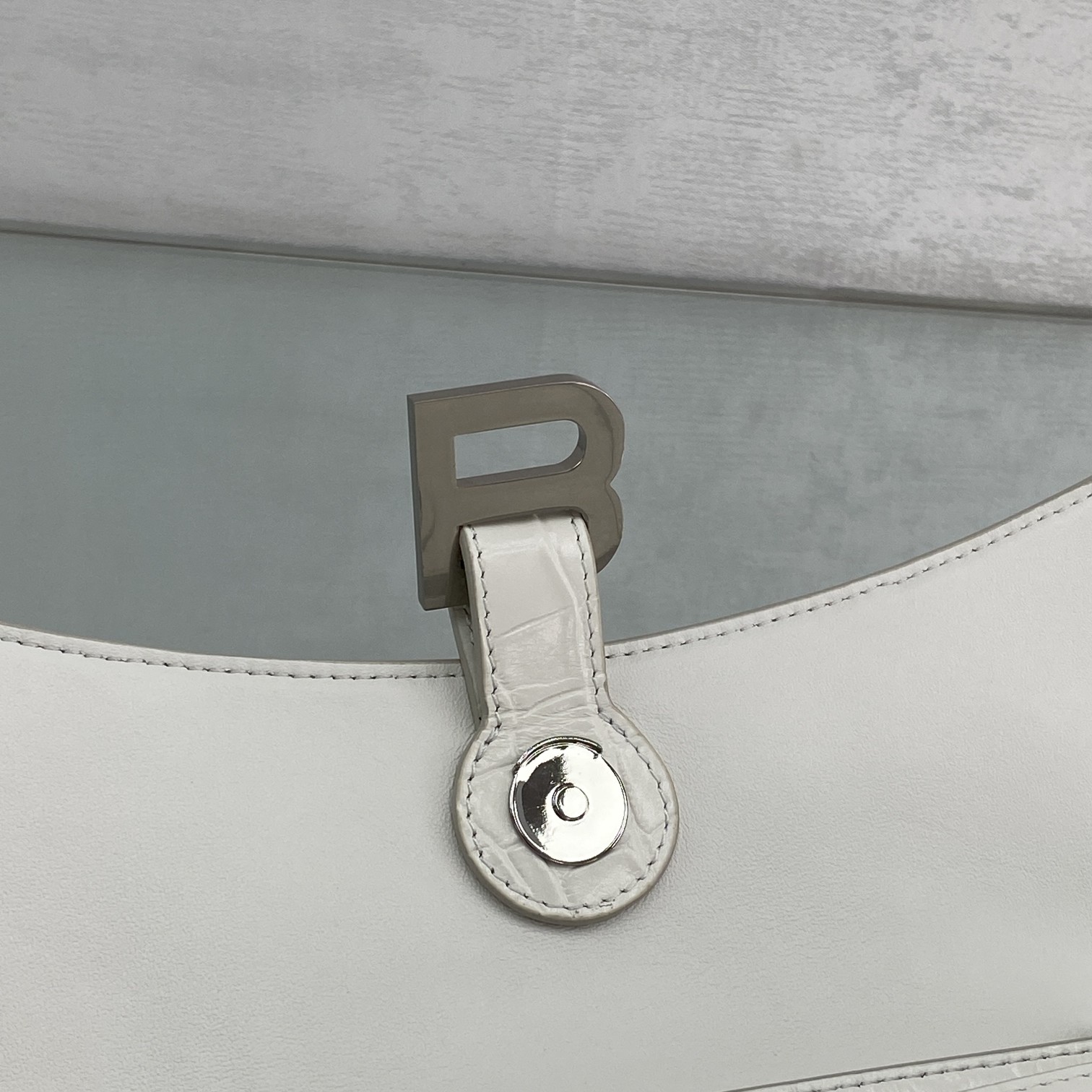 Ba*len*cia*ga hourglass bag-25.5*6*16cm