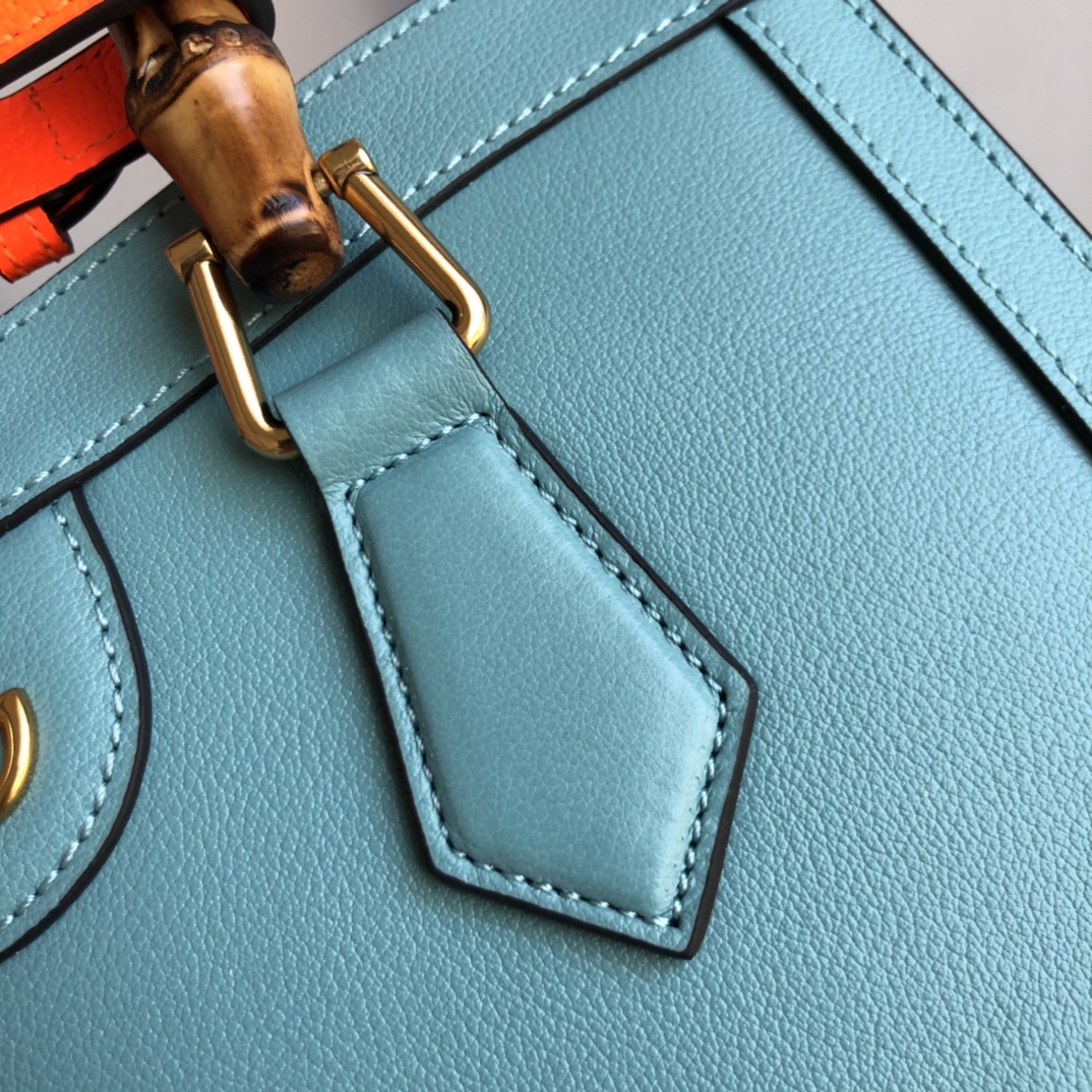 G*u*i diana top handbags
