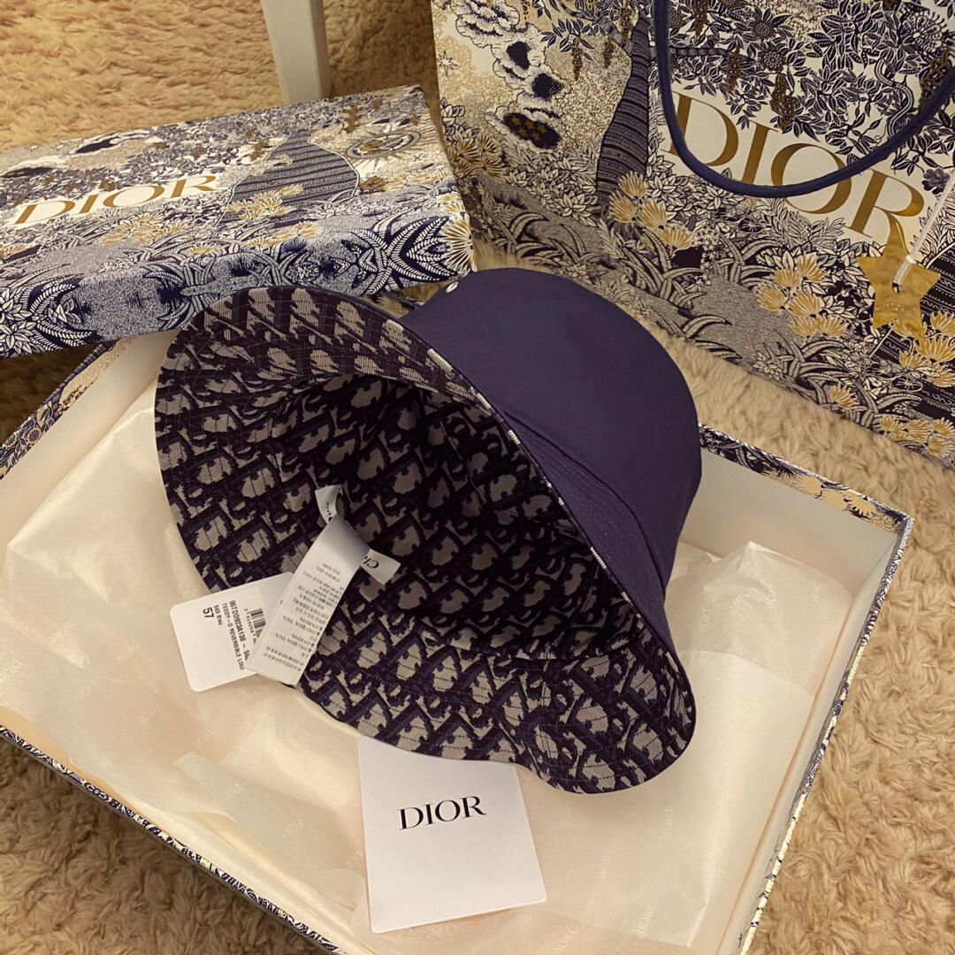 D*or hats