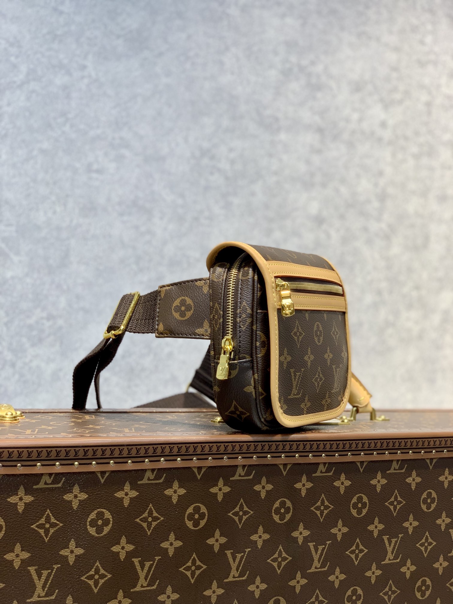 l0*is V*t0n m40106 vintage bag-18×4×16cm