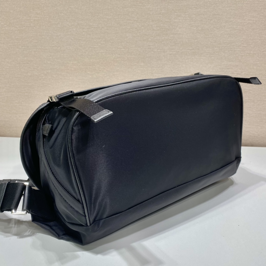 Pra*a 2vh991a messenger bag-32*18*16cm