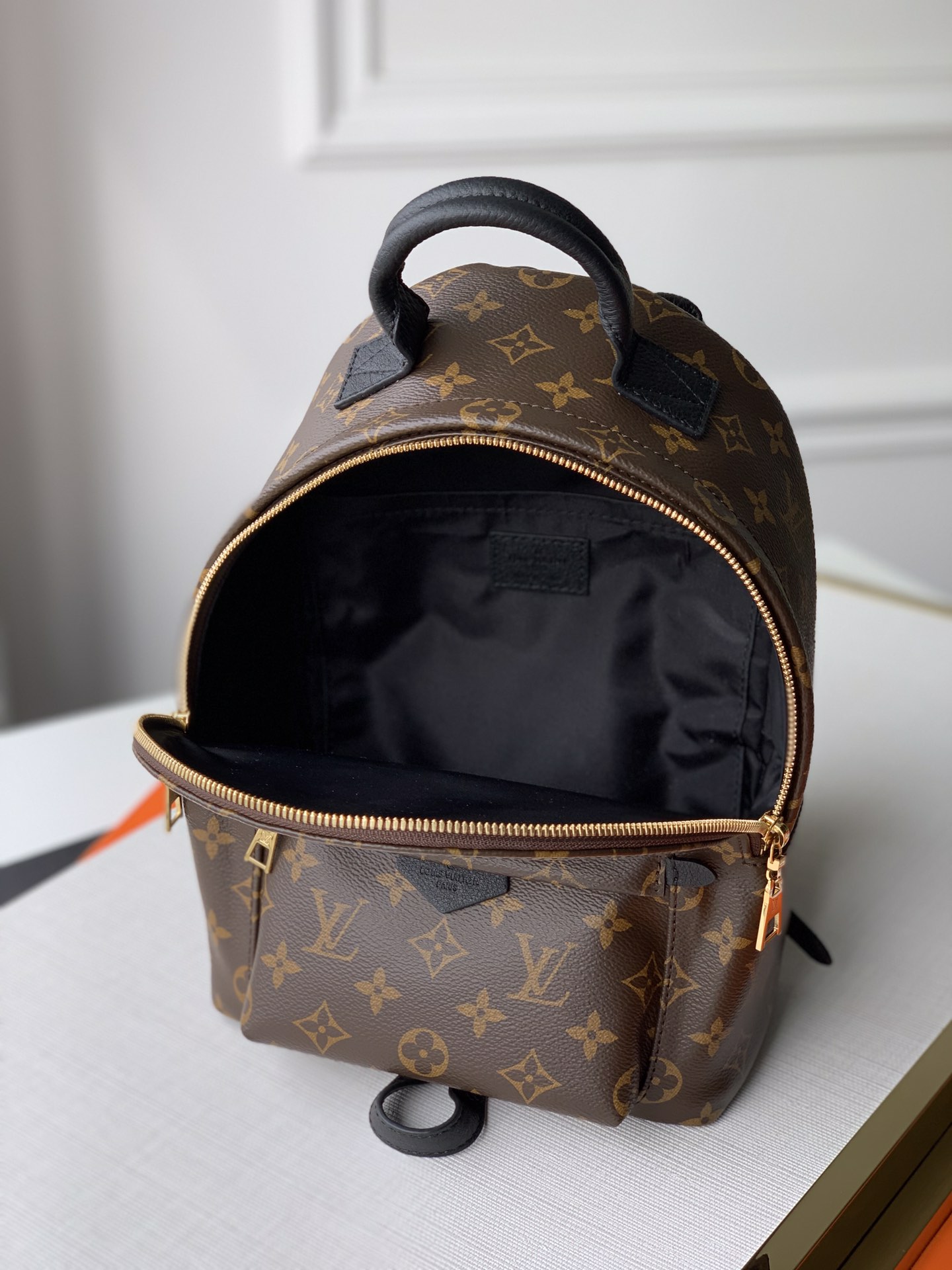 l0*is V*t0n backpack-m44871-22*19*10cm
