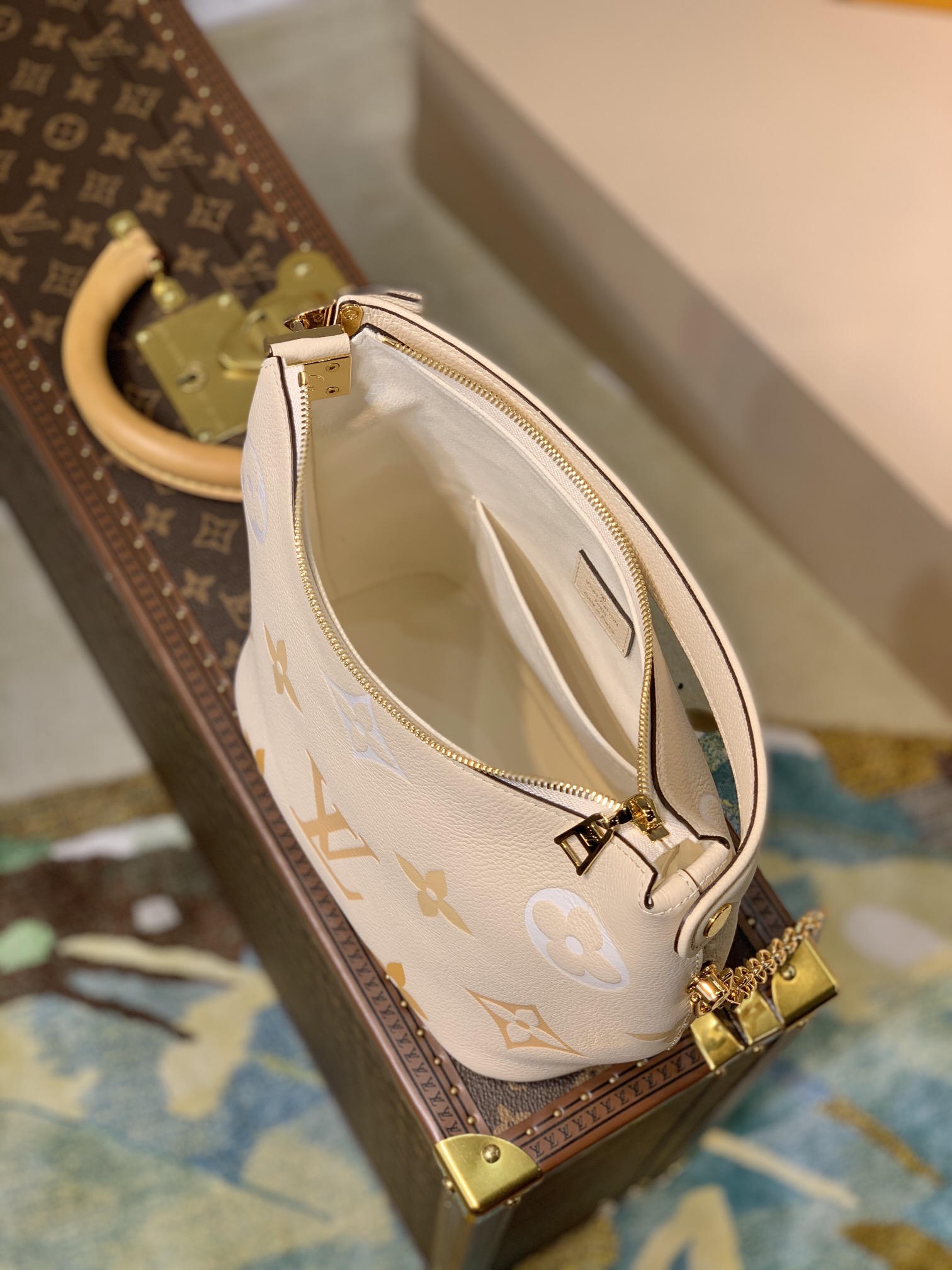 l0*is V*t0n marshmallow hobo-24*22*13cm