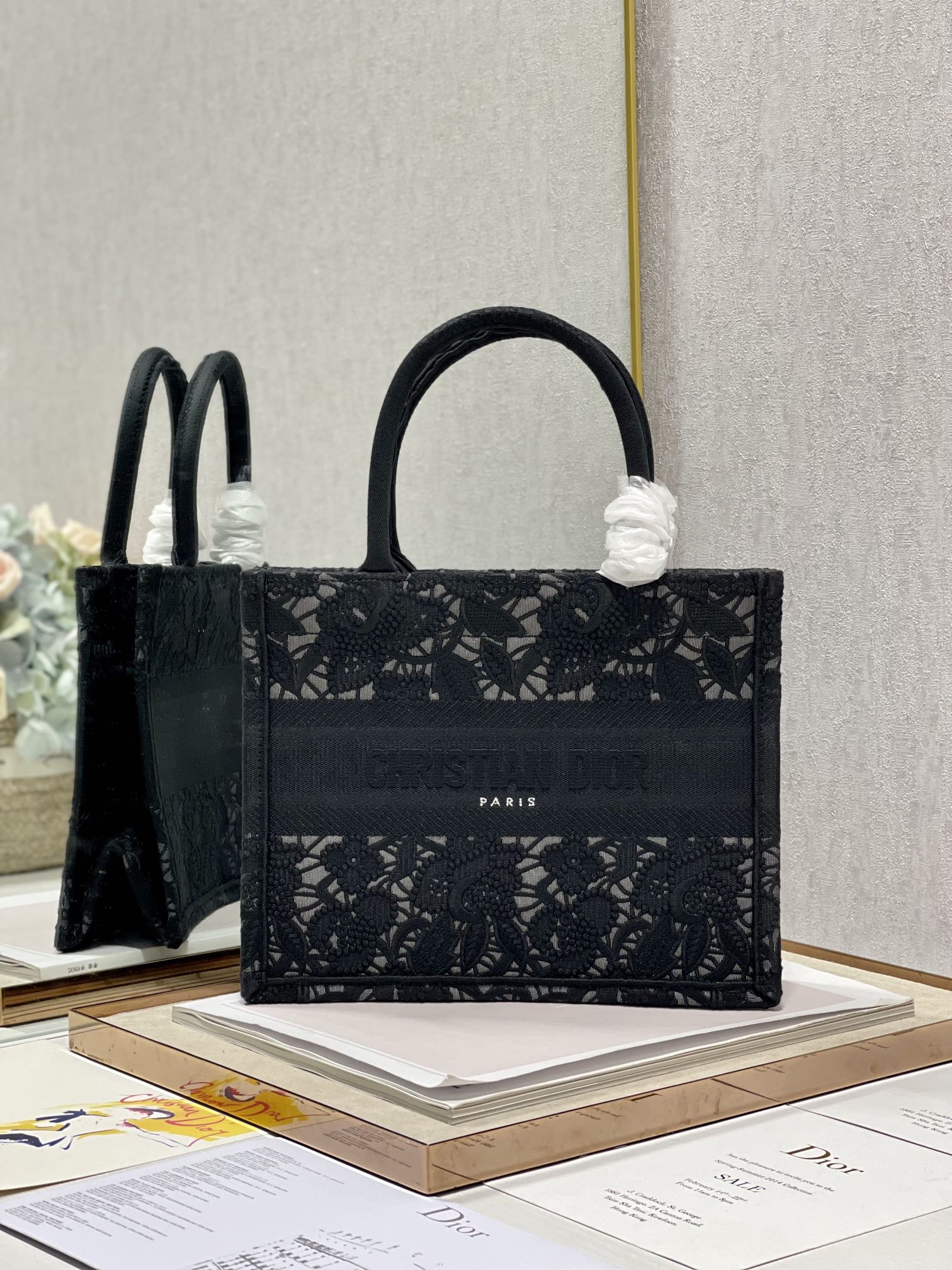 D*or small book tote-26*8*22cm