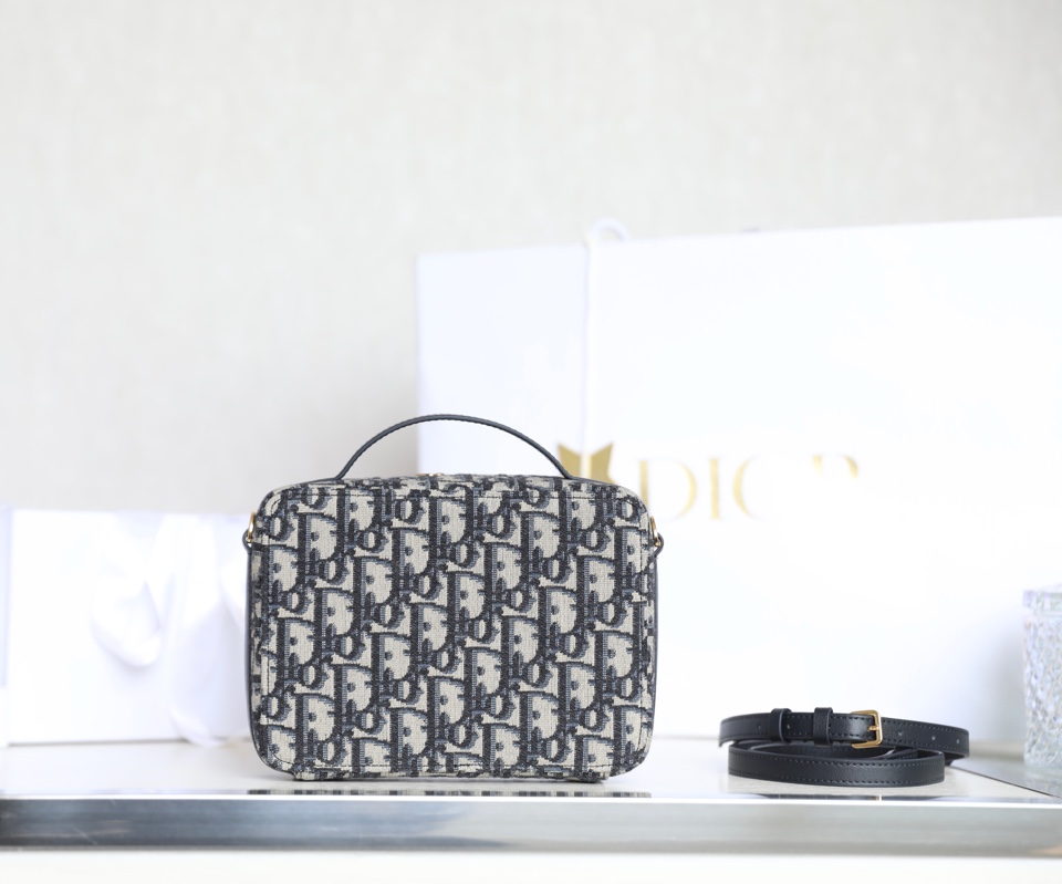 D*or camera bag-19.5*15*6cm