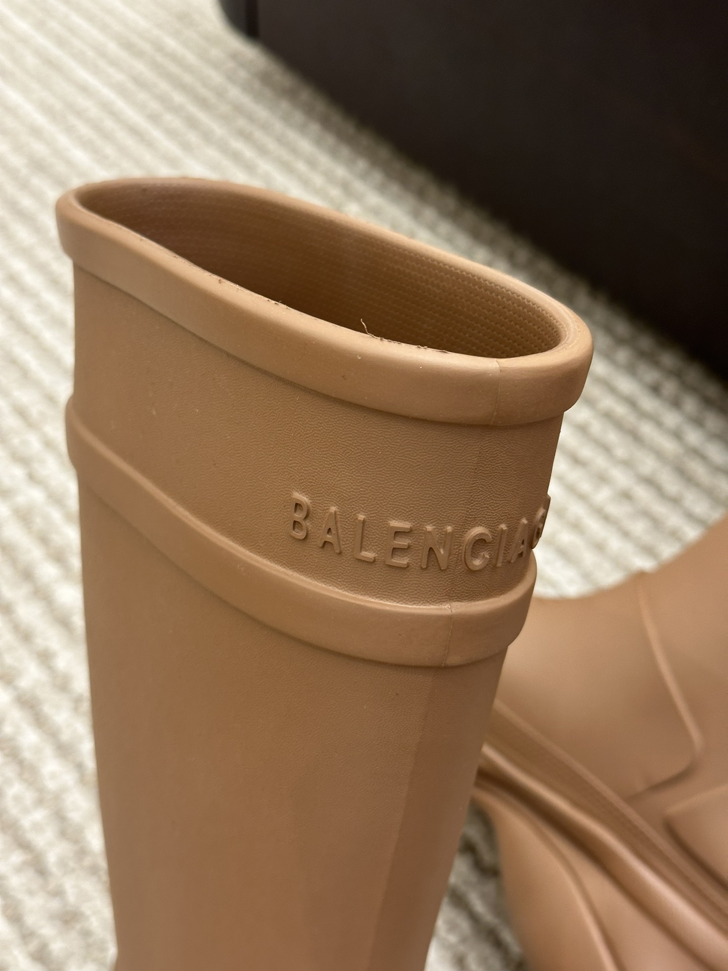 Ba*len*cia*ga boots