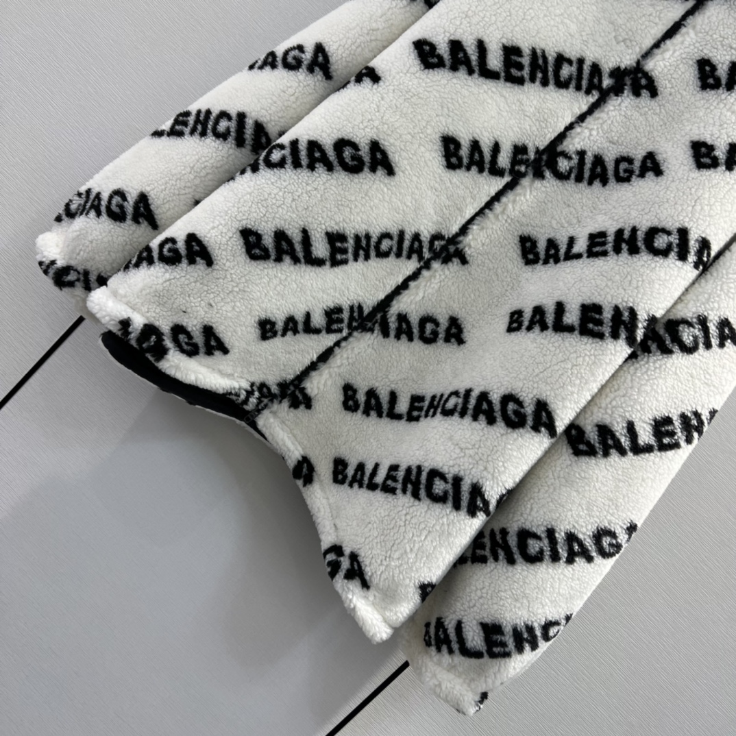 Ba*len*cia*ga coat