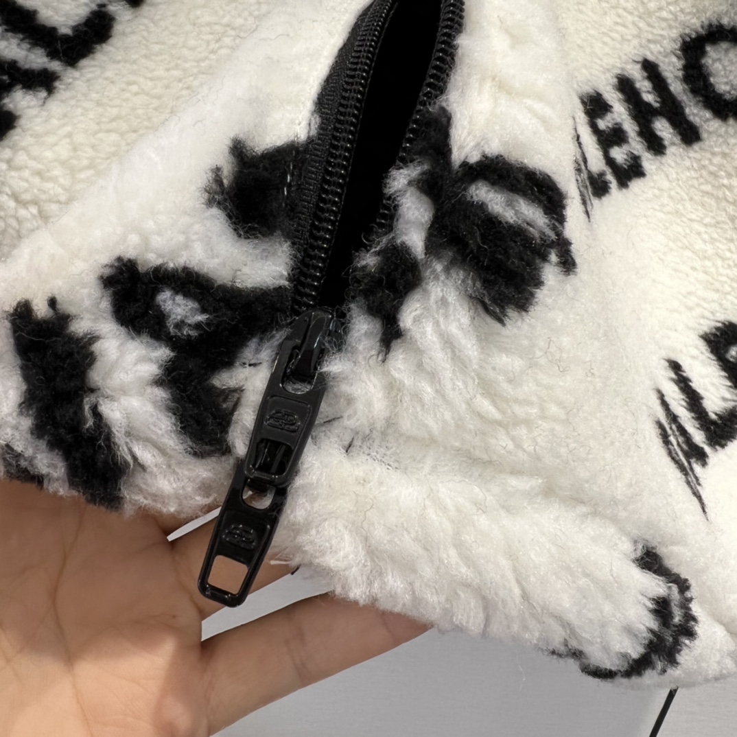 Ba*len*cia*ga coat