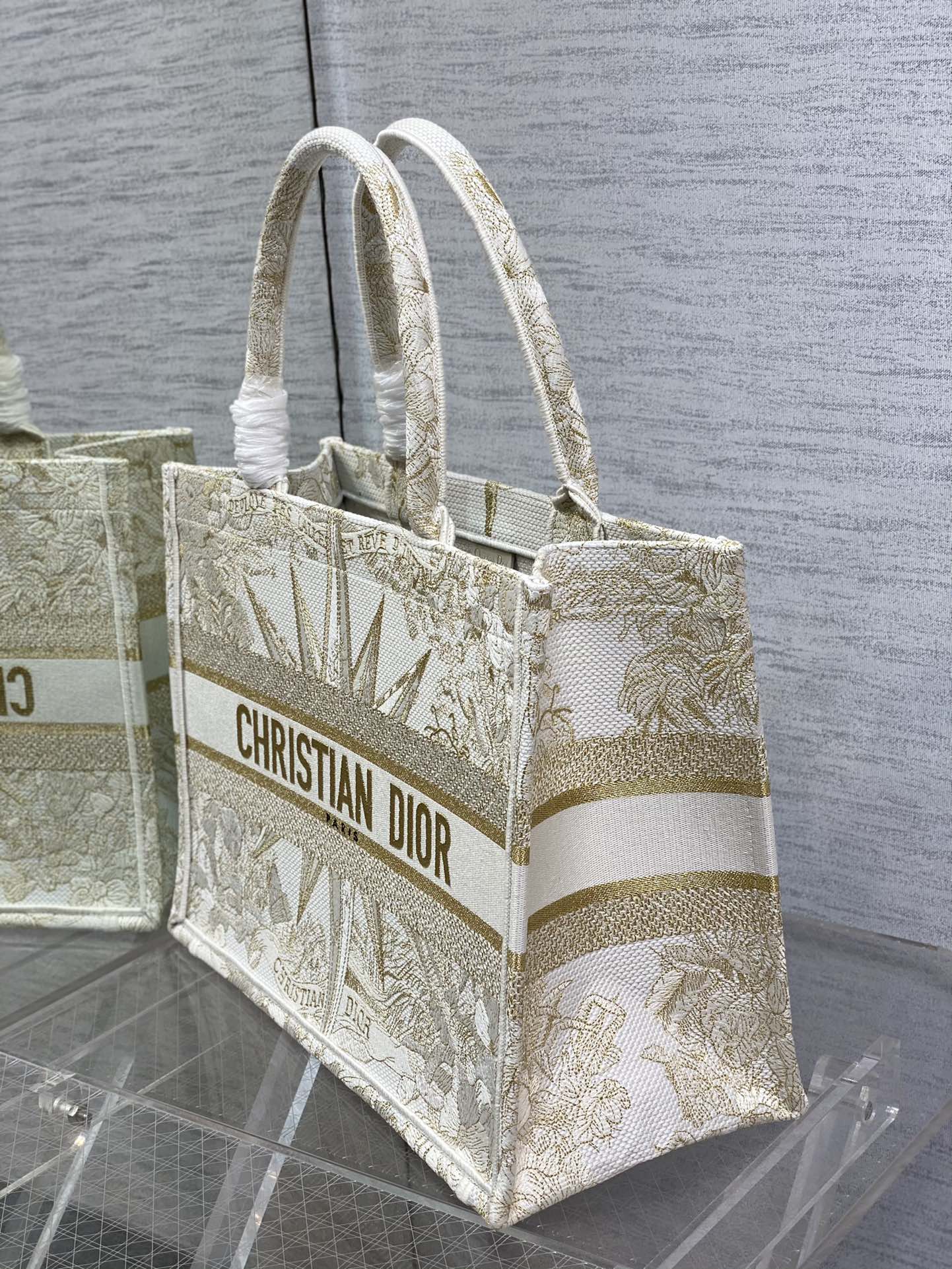 D*or small book tote-36*18*28cm